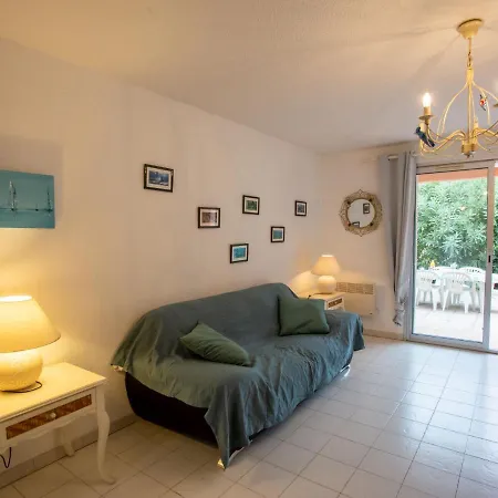 Tahiti Parc-4 By Interhome * לה לבאנדו